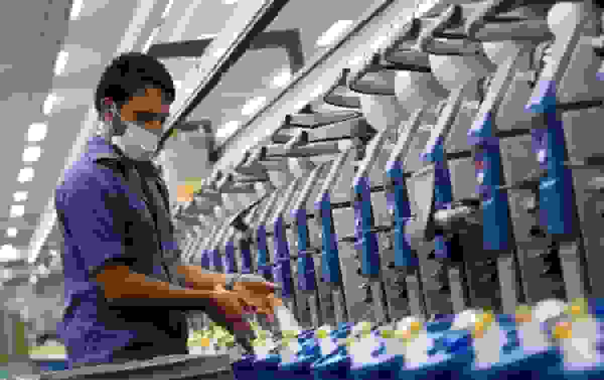 بهرهبرداری از ۳۸ واحد صنعتی با پیشرفت بالای ۶۰ درصد در هرمزگان