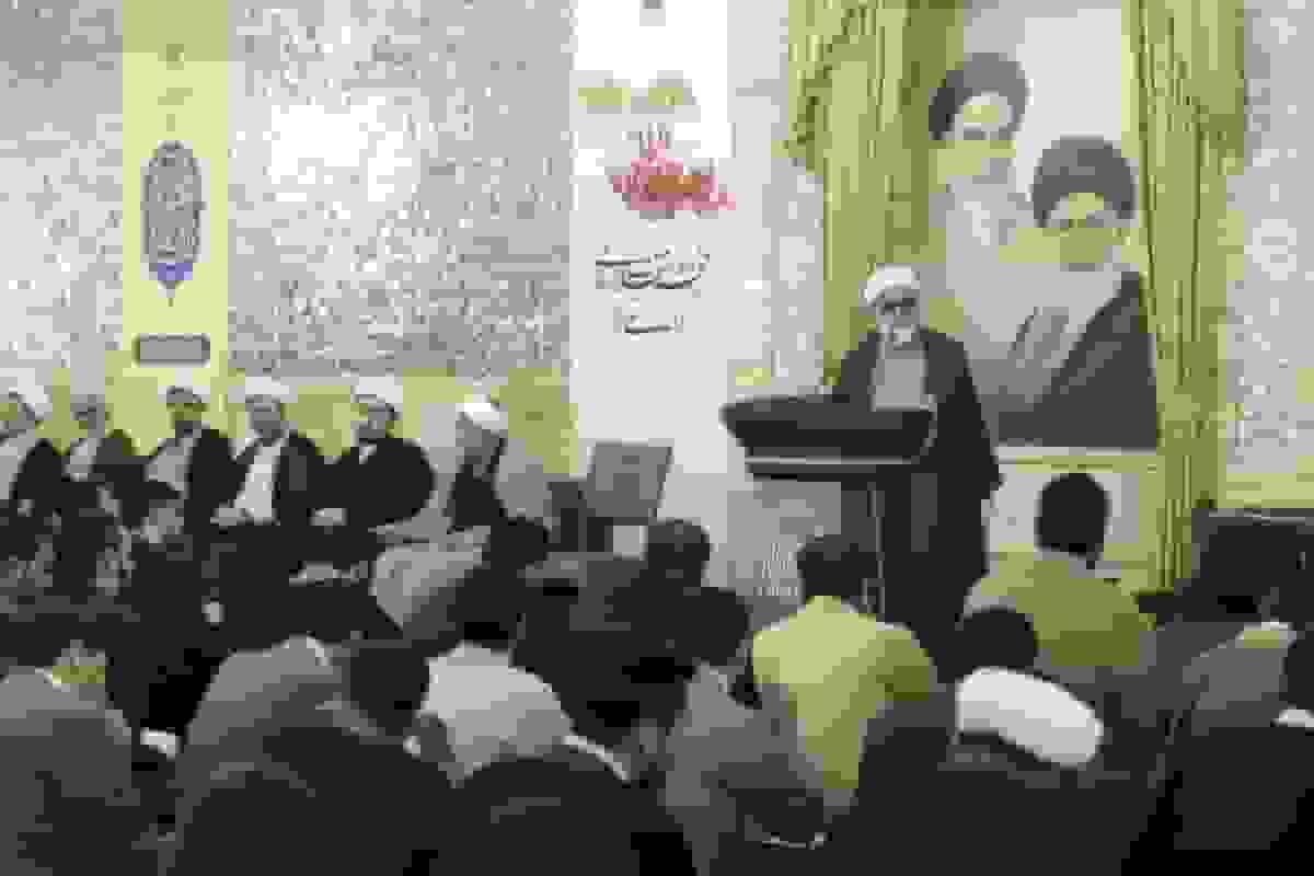 مأموریت تمدنی روحانیت در عصر غیبت؛ مرزبانی اعتقادی جامعه