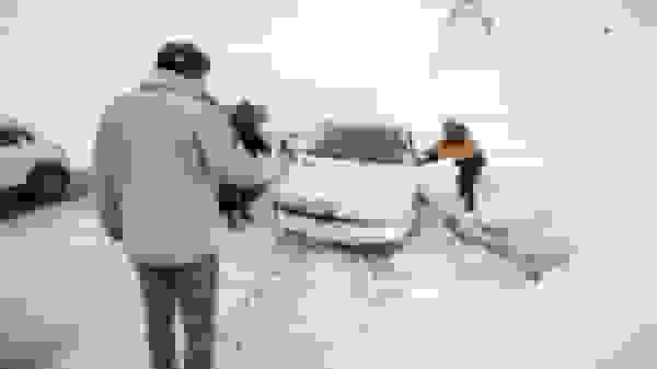 مسدود شدن گردنه چری در محور مسجدسلیمان–کوهرنگ به دلیل بارش برف