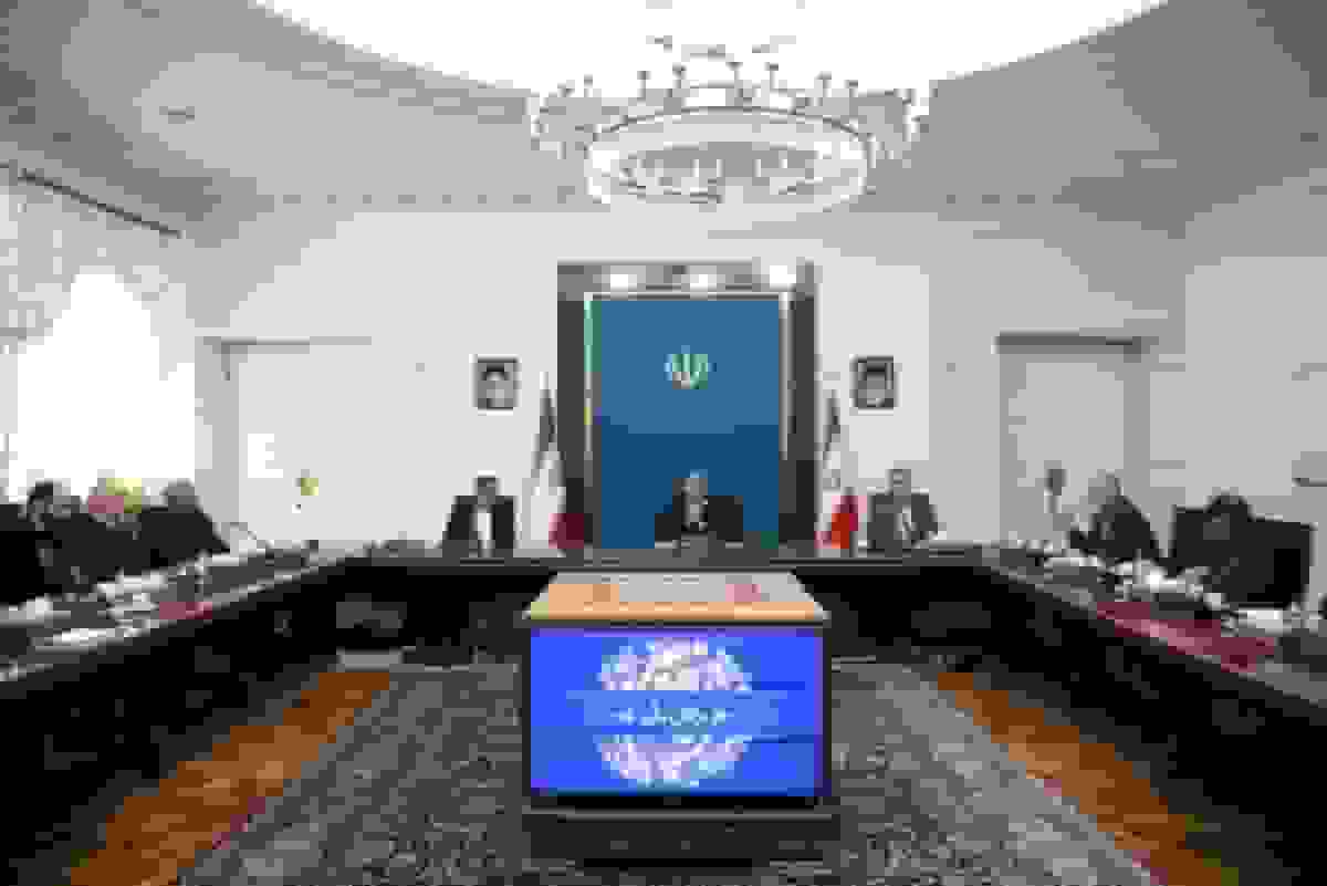 دستورات رئیس جمهور برای تأمین ارز دارو و تجهیزات پزشکی