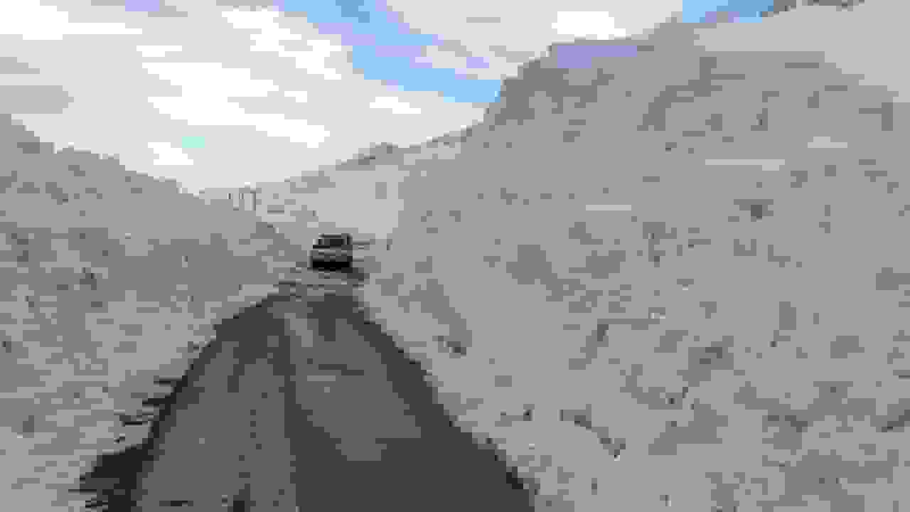 بازگشایی جاده روستایی لبد پس از ۵۰ ساعت تلاش