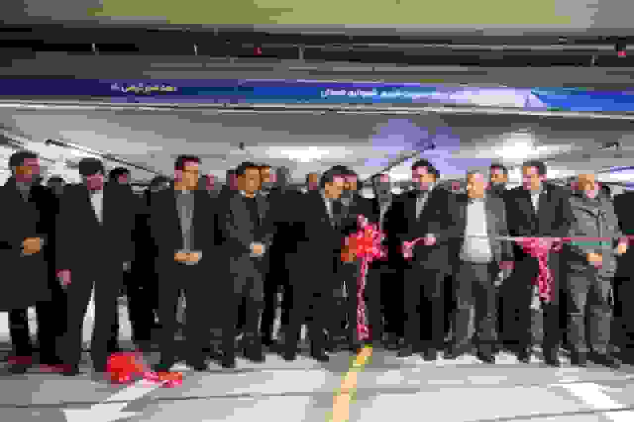 بهره‌برداری از پارکینگ طبقاتی آقاجانی‌بیگ همدان با ظرفیت ۵۵۰ خودرو