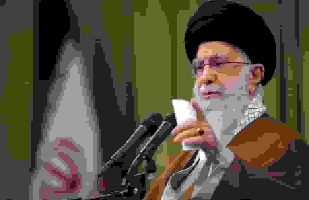 رهبر انقلاب: ملت ایران در ۲۲ بهمن ۵۷ فتح بزرگی کردند و خود را از دخالت بیگانگان نجات دادند