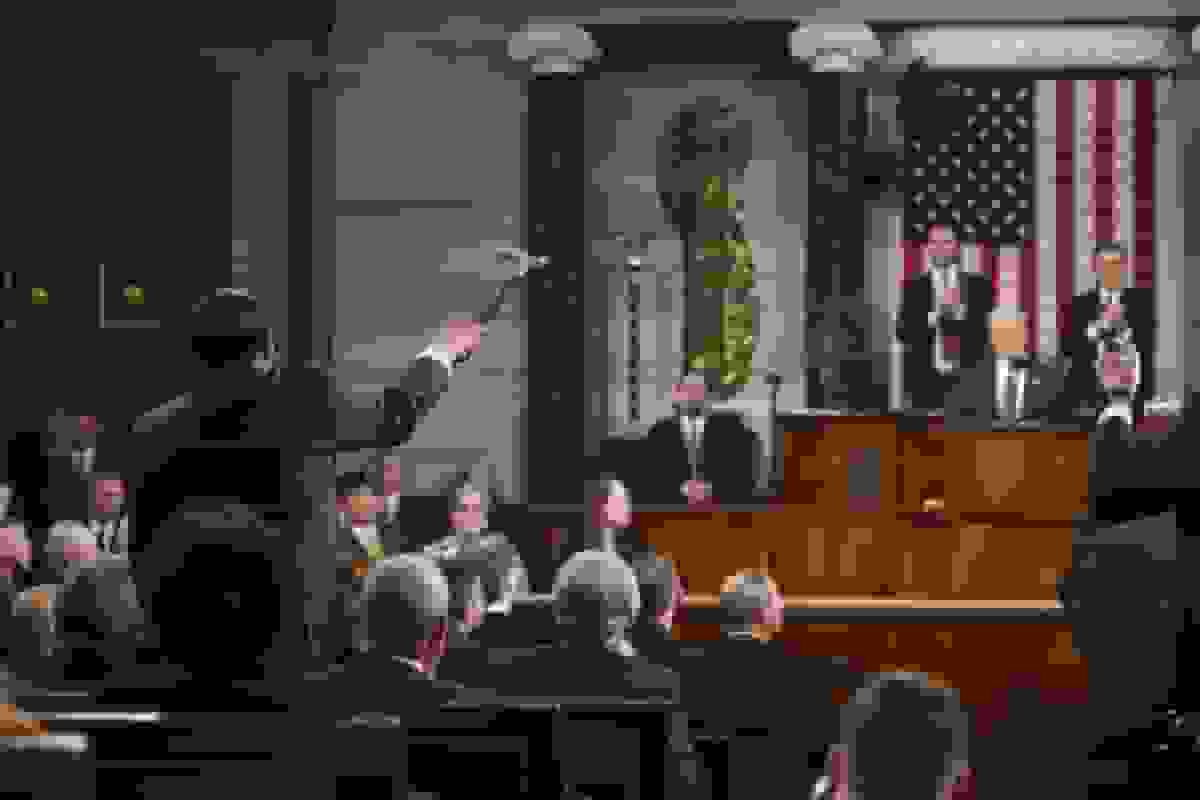 اختلاف دموکرات‌ها و جمهوری‌خواهان بر سر محدودیت مأموران مهاجرتی