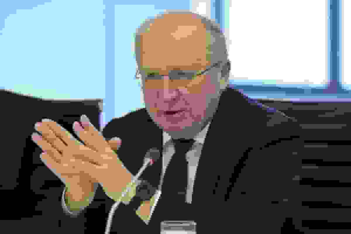 کمیسر دفاعی اروپا: باید اتکا به توانمندی‌های راهبردی آمریکا را کاهش دهیم