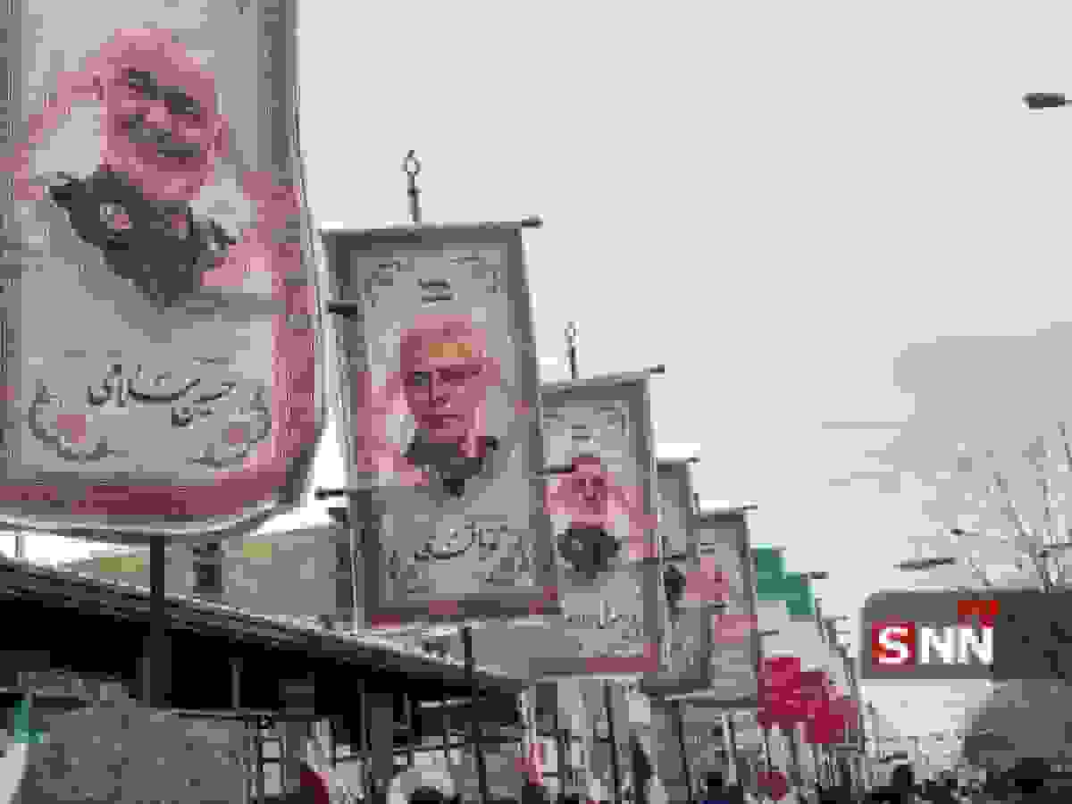 تصاویر فرماندهان شهید ایرانی در راهپیمایی ۲۲ بهمن