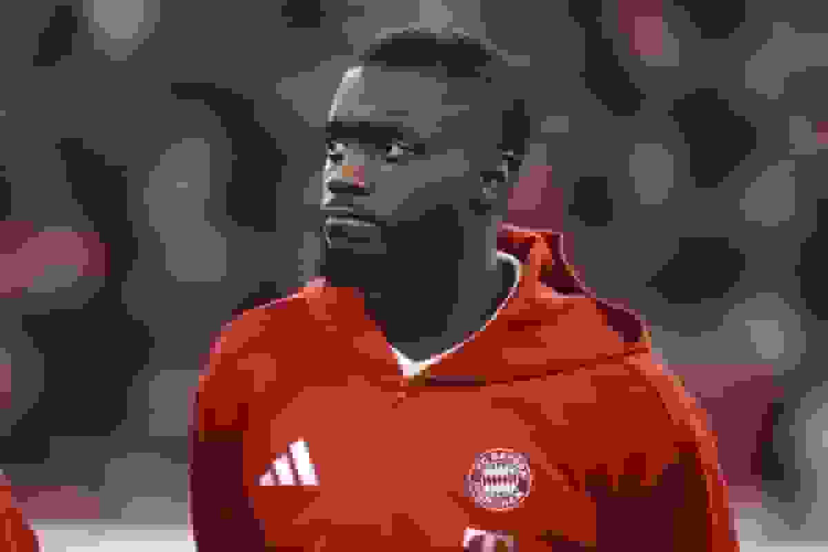 اوپامکانو با بایرن مونیخ تمدید کرد