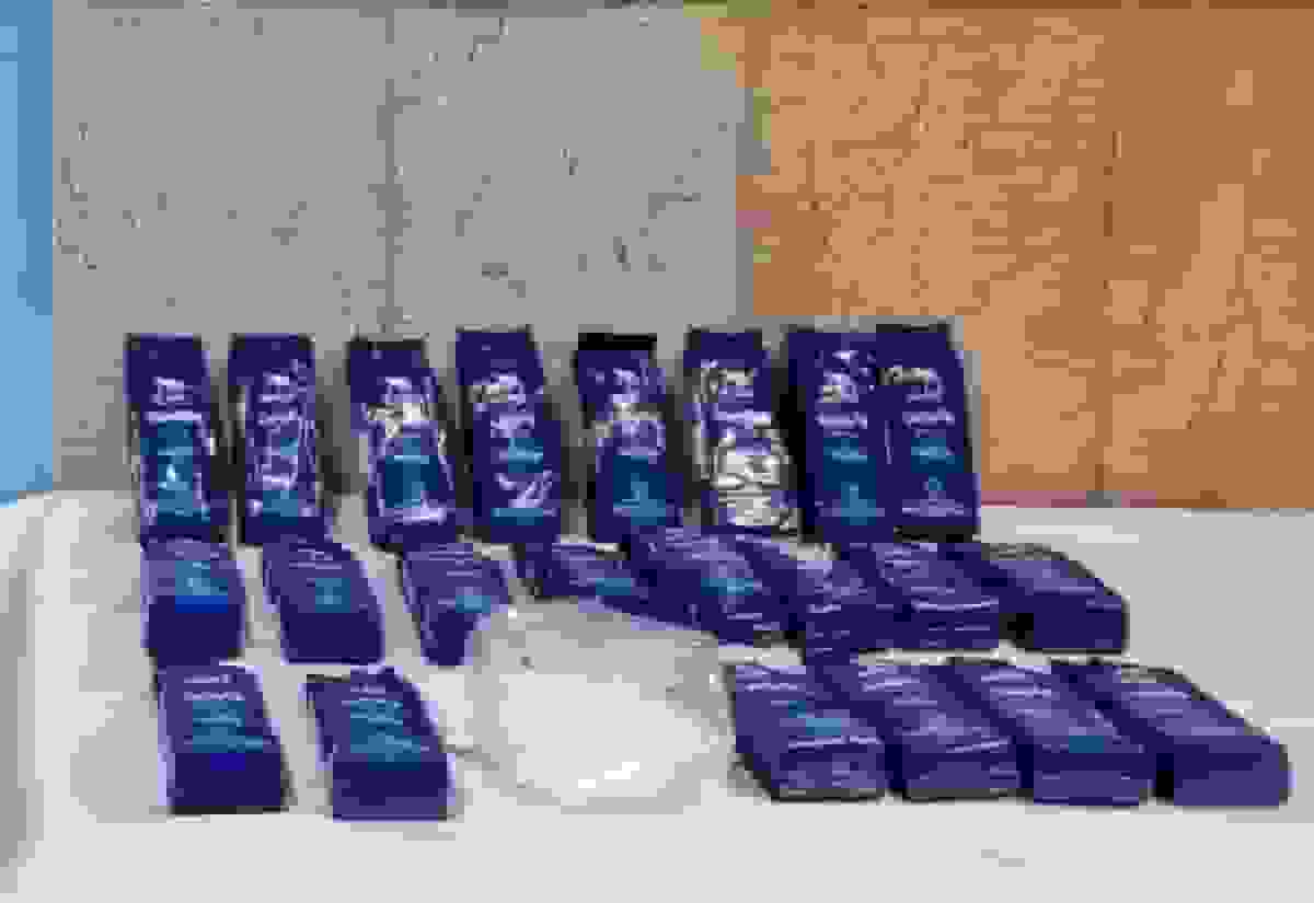 کشف وانیل آغشته به شیشه در فرودگاه امام خمینی