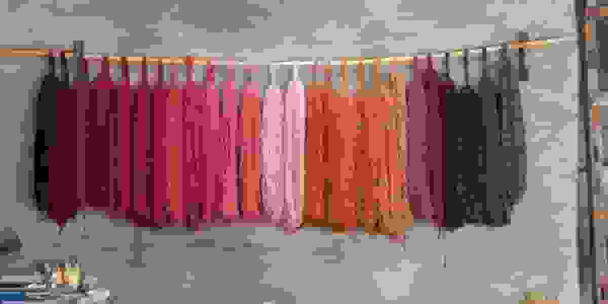 تلاش برای احیای هنر ۲۰۰ ساله رنگرزی سنتی در همدان