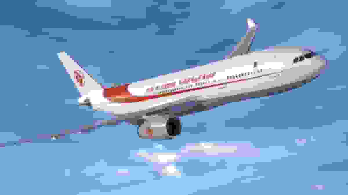 الجزایر پروازهایش به امارات را کاهش می‌دهد