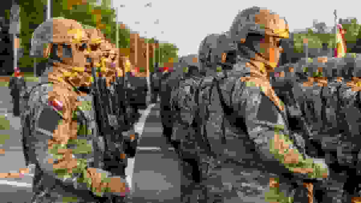 لهستان نیرو‌های نظامی به مرز آلمان و لیتوانی اعزام کرد