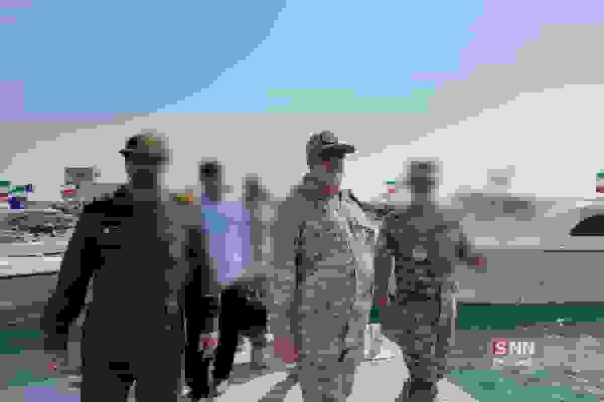 فرمانده کل سپاه از یگان‌های نیروی دریایی بازدید کرد