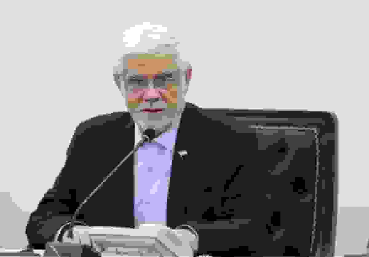 تصویب ۴ طرح کلان در حوزههای راه، نیرو، سدسازی و انرژی با حضور عارف