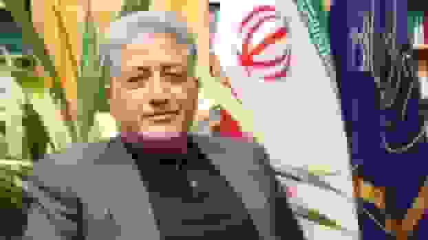 بیژن رنجبر رئیس دانشگاه آزاد شد و برای تأیید نهایی به شورای عالی انقلاب فرهنگی معرفی گردید