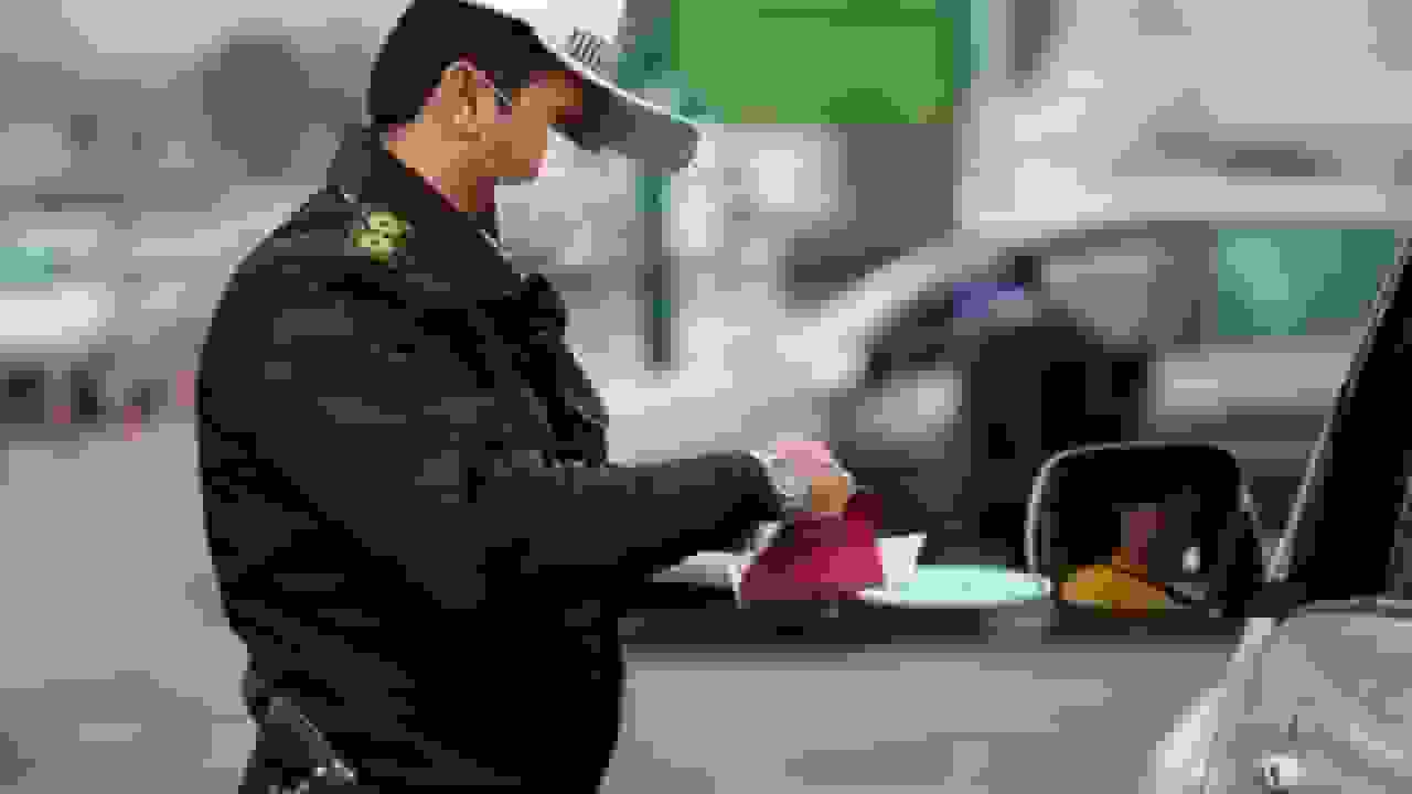 برخورد قانونی با ۱۱۶ هزار وسیله نقلیه سنگین در نیمه اول ۱۴۰۴