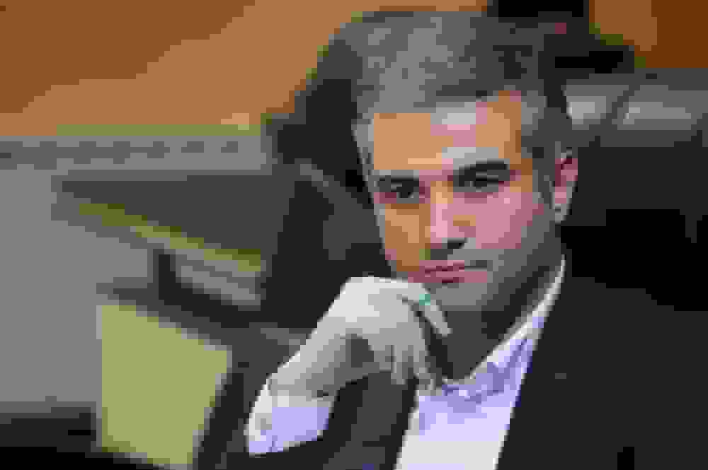 تیرهای برق مانع توسعه معابر رشت شده‌اند/ پروژه مدیریت مکانیزه پارک حاشیه‌ای اجرایی شود