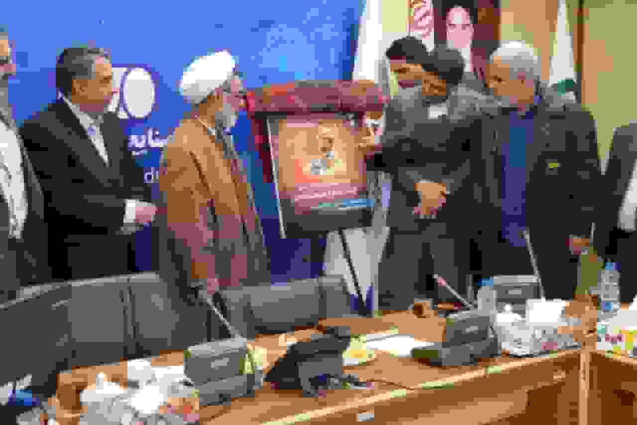 دبیر شورای عالی انقلاب فرهنگی خواستار راه‌اندازی نمایشگاه دائمی صنایع‌دستی در کرمان شد