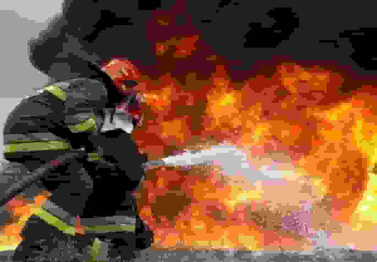 آتشسوزی در انبار لبنیات میهن در اسلامشهر