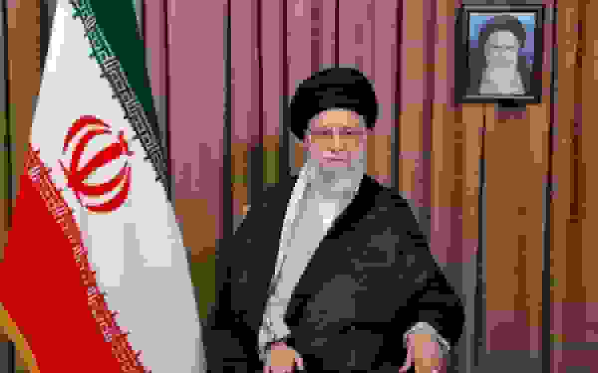 رهبر انقلاب: ترویج و آموزش نماز، تکلیف حتمی دستگاه‌های تبلیغ دین