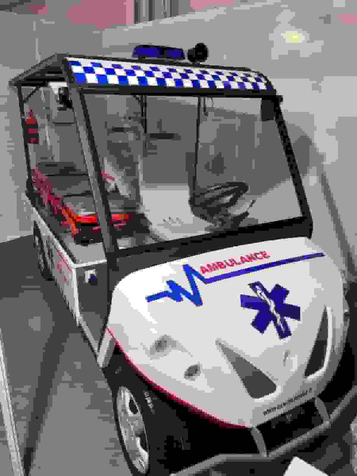 بیمارستان فاطمی اردبیل به آمبولانس برقی مجهز شد