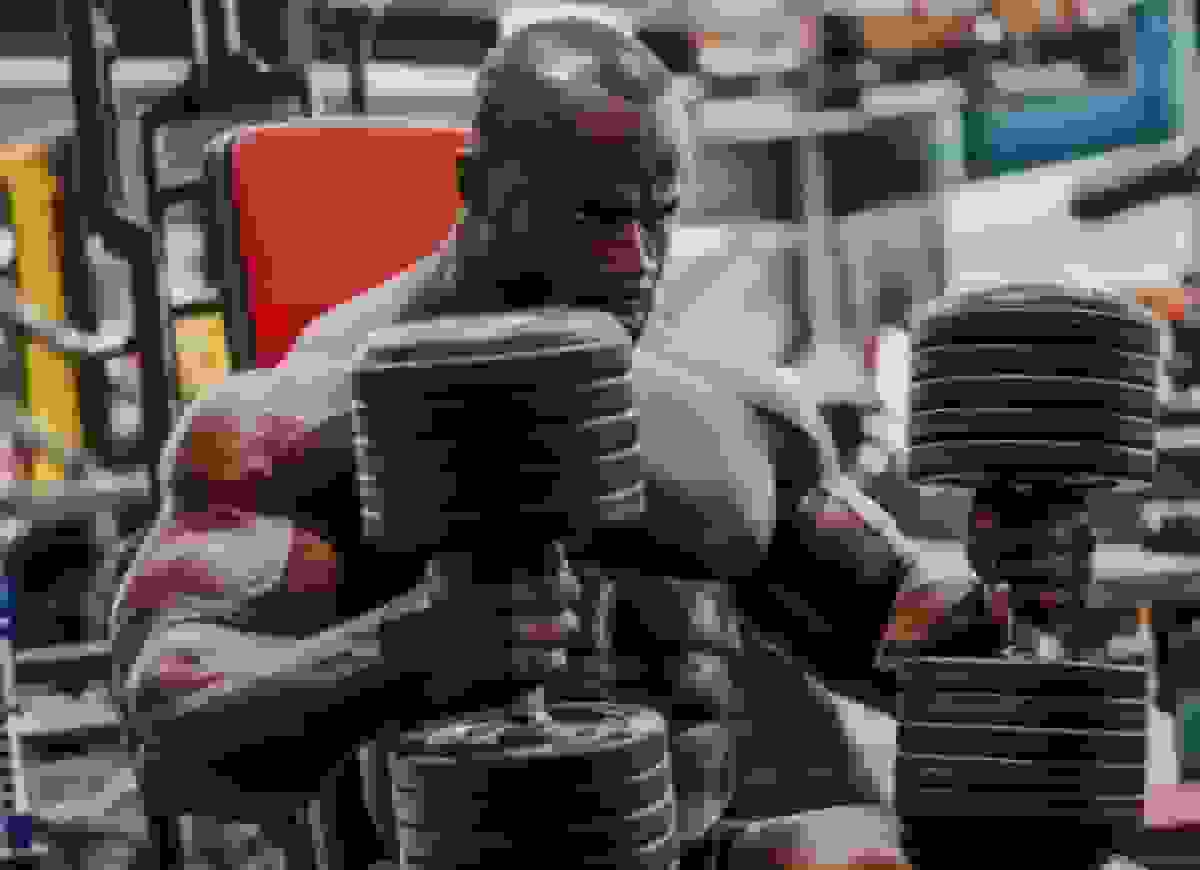 شوک در مستر المپیا ۲۰۲۵: سامسون داودا بهطور غیرمنتظرهای چهارم شد