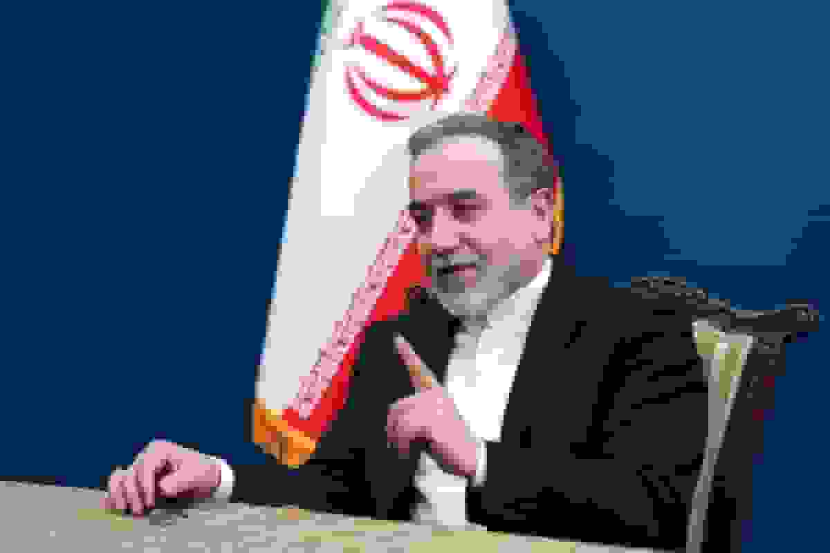 عراقچی: برای استقلالی‌ها احترام قائل هستم