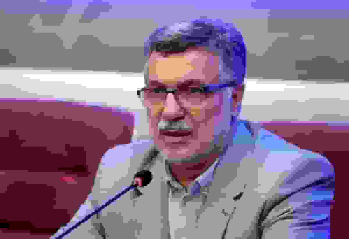 عذرخواهی وزیر بهداشت بابت رویداد نشست خبری معاونت وزارتخانه