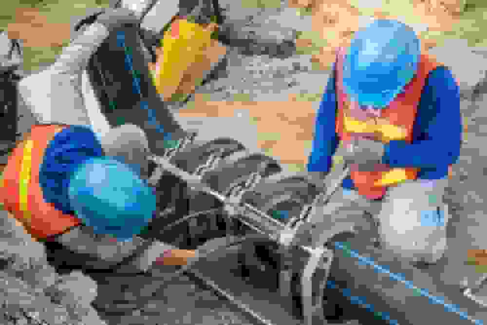 اصلاح و توسعه بیش از ۷۳ کیلومتر شبکه انتقال و توزیع آب در استان البرز