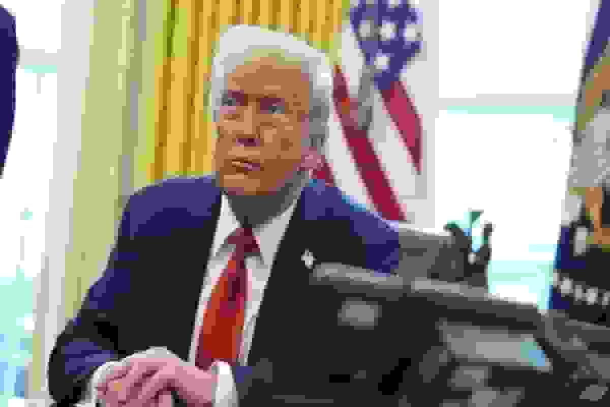 اعتراض شدید ترامپ به عکس «بسیار بد» وی روی مجله تایم