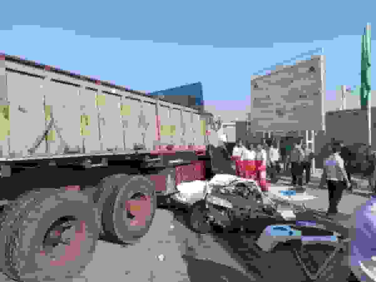 جان باختن پنج نفر از کادر درمان در سانحه رانندگی محور فسا - نوبندگان