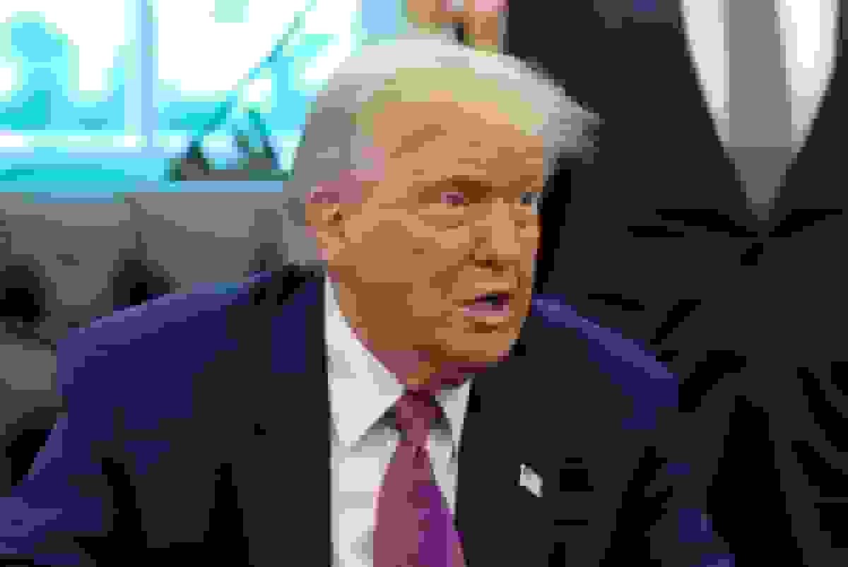 ترامپ: از پوتین بسیار ناراحت هستم / جنگ اوکراین و روسیه نباید اتفاق می‌افتاد