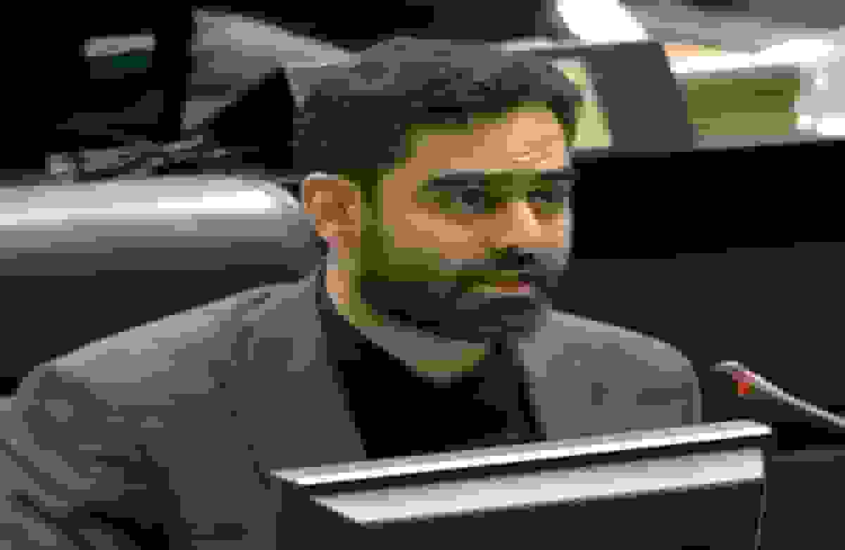 ثابتی: بحث سه نرخی شدن بنزین جدی شده آن هم ۳۰۰ تا ۵۰۰ درصد؛ مگر می‌خواهید کشور را به هم بریزید؟