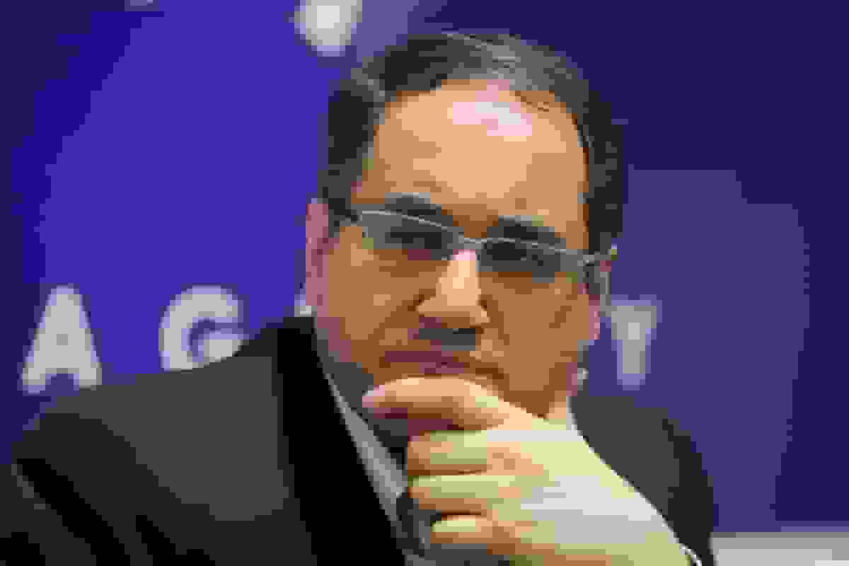 نگاهداری: باید رویکرد هیبریدی را در حکمرانی کشور پیش بگیریم