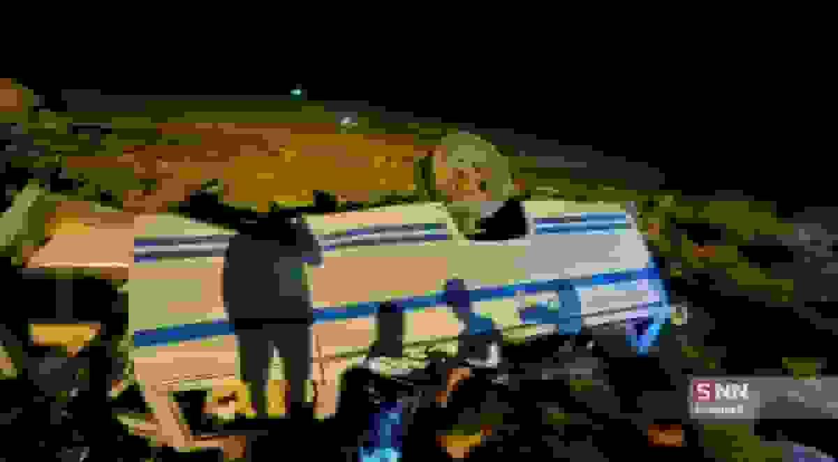 سقوط مینی‌بوس به دره در گلبهار: یک فوتی و ۱۹ مصدوم