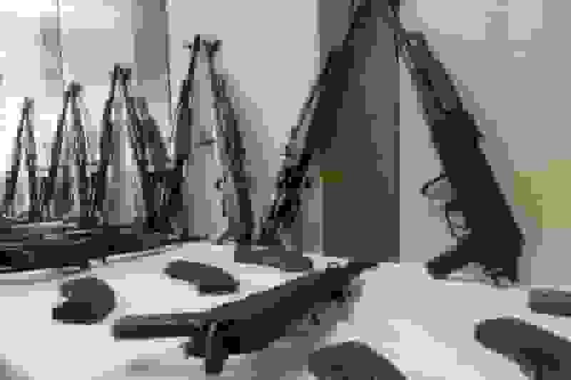 دستگیری ۱۵۳ سارق و قاتل مسلح و کشف ۸۰۳ قبضه سلاح ممنوعه در کرمان