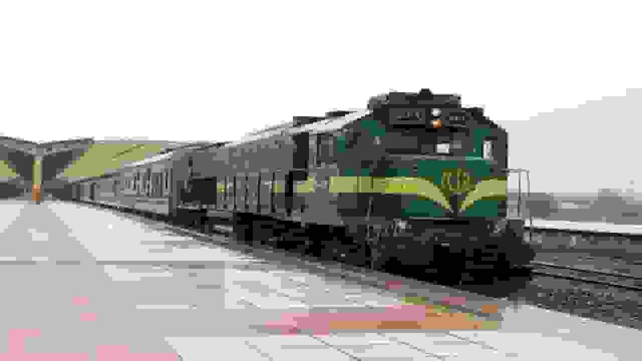 عدم امکان انحصار بلیت قطار توسط آژانس‌ها و ورود واگن‌های جدید مسافری