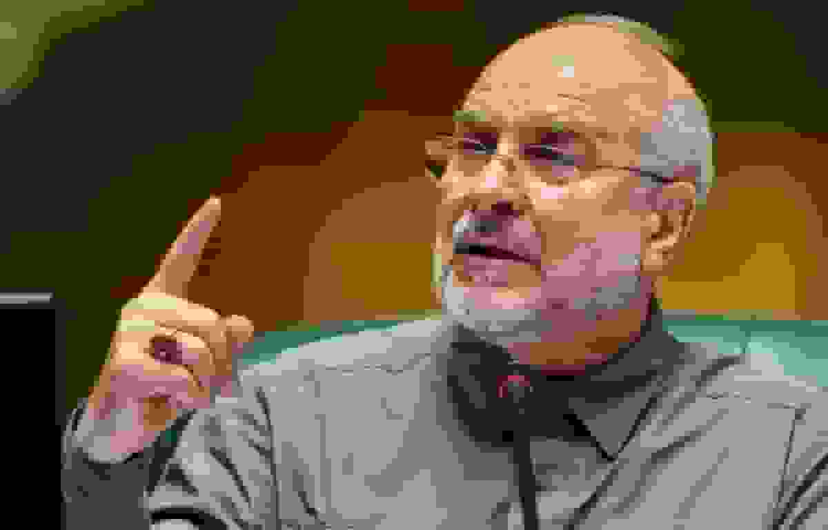 باید انرژی را عادلانه به مردم برسانیم/ اصلاحات اقتصادی بدون اصلاحات انرژی حرف بی‌ربطی است