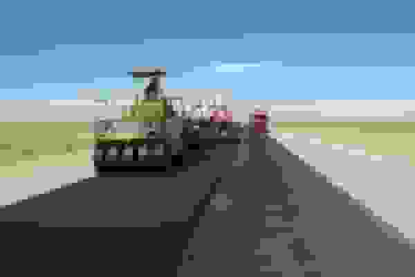 بهسازی و روکش آسفالت جاده انار - رفسنجان