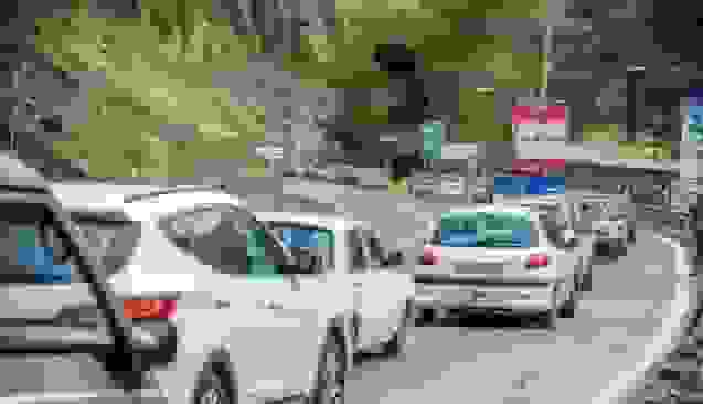 انسداد شبانه آزادراه شهدای البرز به دلیل نصب عرشه پل