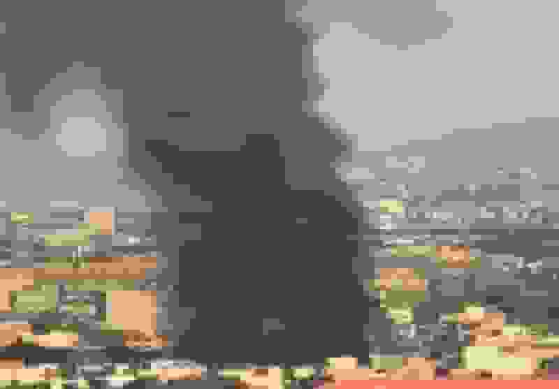 انبار لوازم یدکی و پوشاک کرکج تبریز طعمه حریق شد