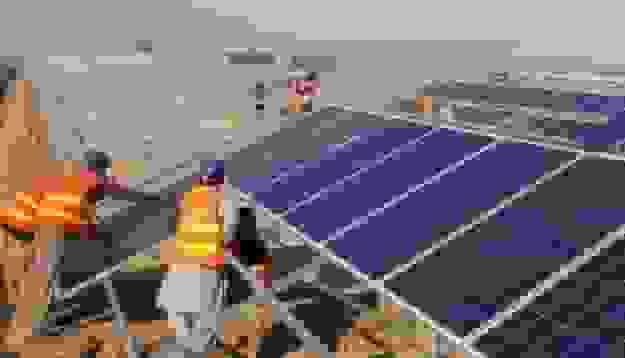 نیازمند رفع ناترازی شبکه و توسعه نیروگاه‌های خورشیدی هستیم