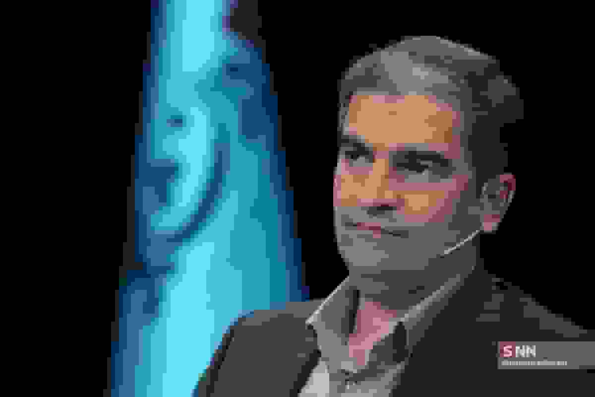 قاضی زاده هاشمی: پیشرفت وزارت راه و شهرسازی لاکپشتی است