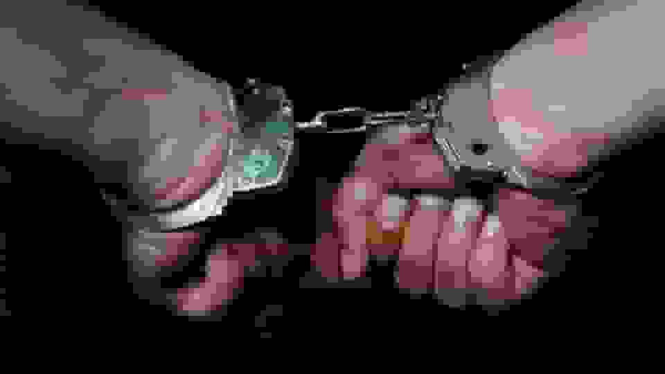 دستگیری سارق اماکن خصوصی با ۲۰ فقره سرقت در زنجان