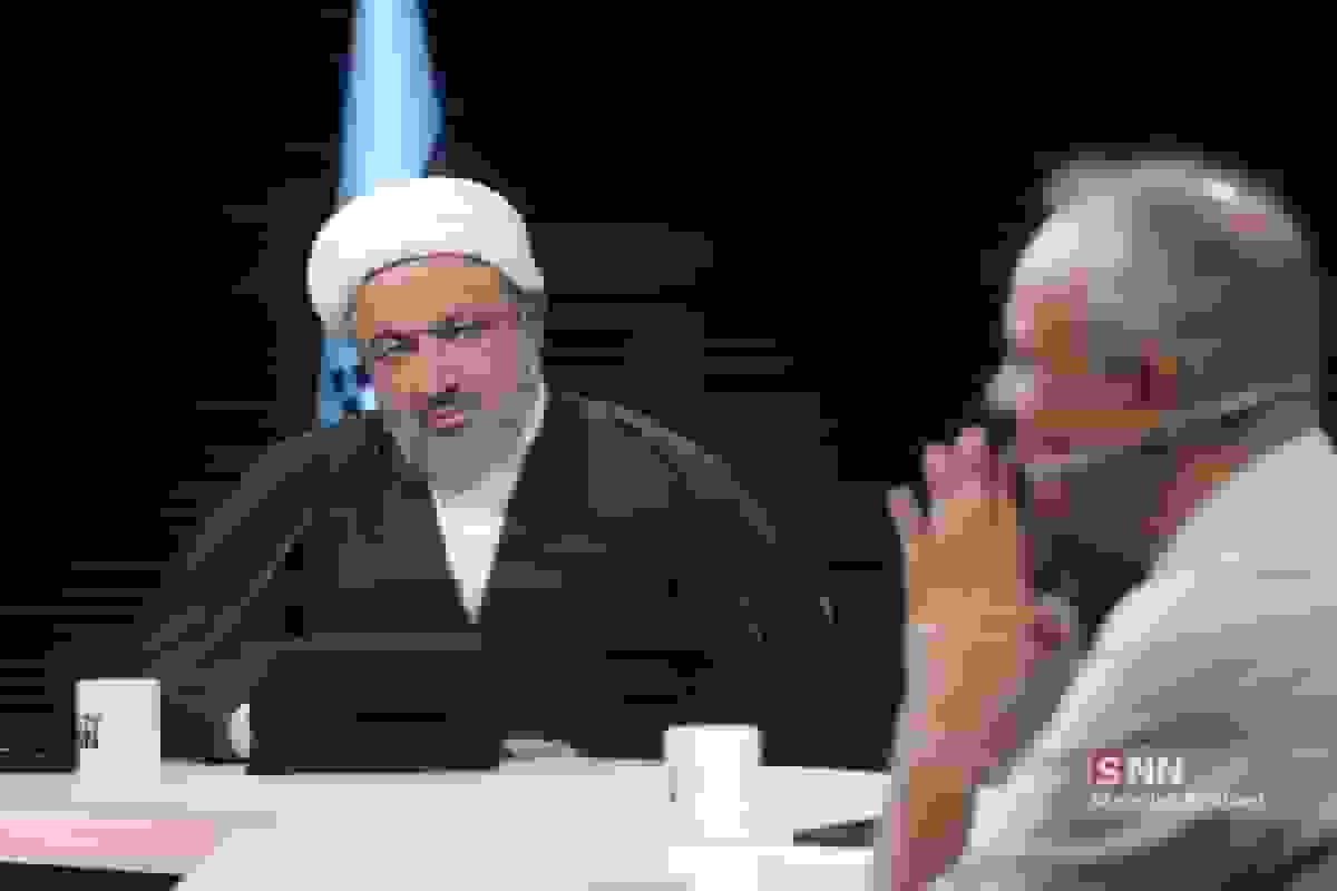 مناظره رسایی و زیدآبادی در مورد قانون اساسی ایران