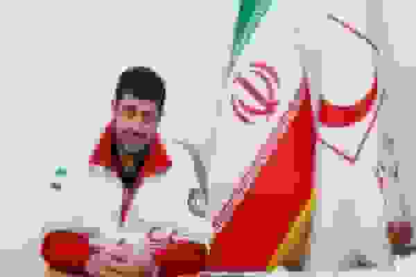 پیرحسین کولیوند برای ۴ سال دیگر به عنوان رئیس جمعیت هلال‌احمر منصوب شد