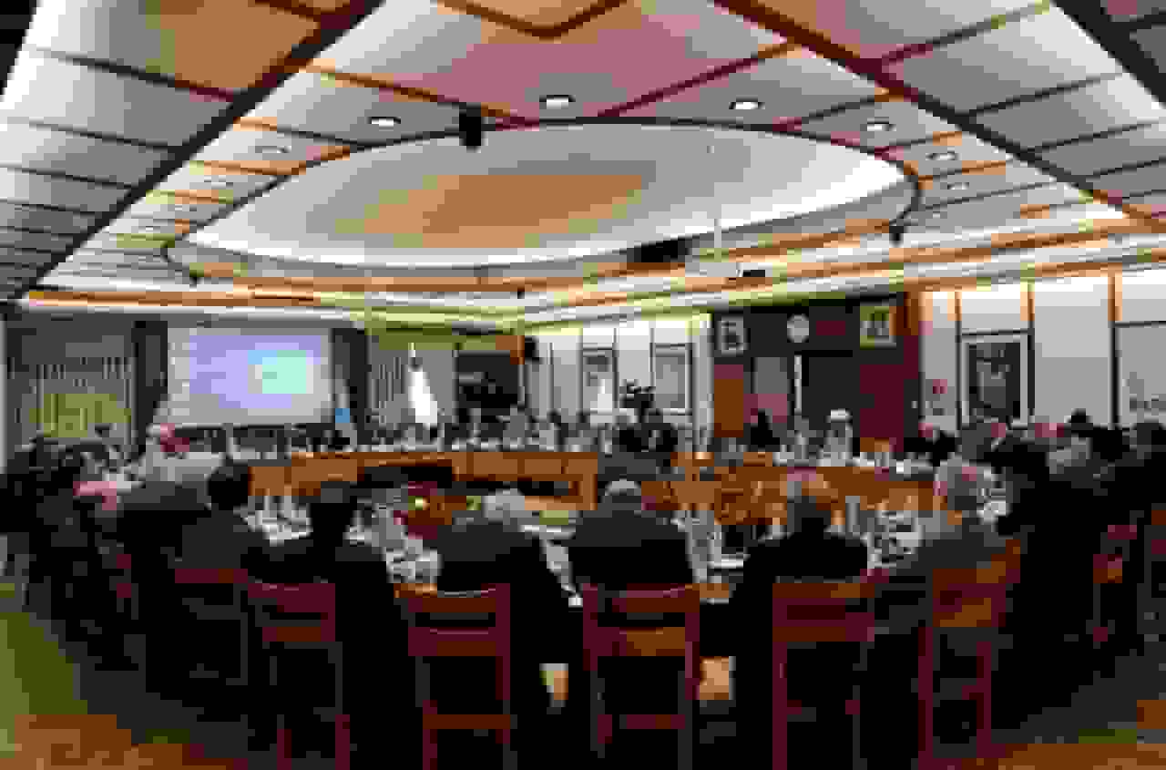 تقدیر رئیس دانشگاه تهران از خانواده مرحوم مهندس کلاته و حل مشکل خوابگاه‌ها