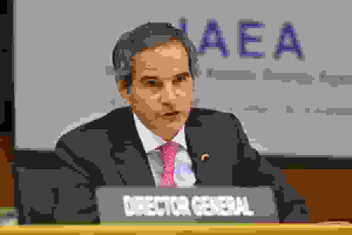 گروسی: راهحل موضوع هستهای ایران، دیپلماسی است و در تماس مستمر با عراقچی هستم