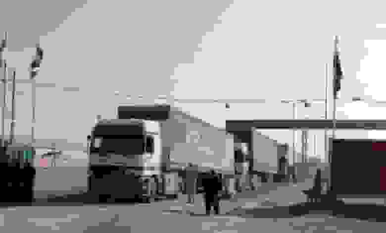 حل مشکل خروج ناوگان حمل و نقل از مرز دوغارون تایباد