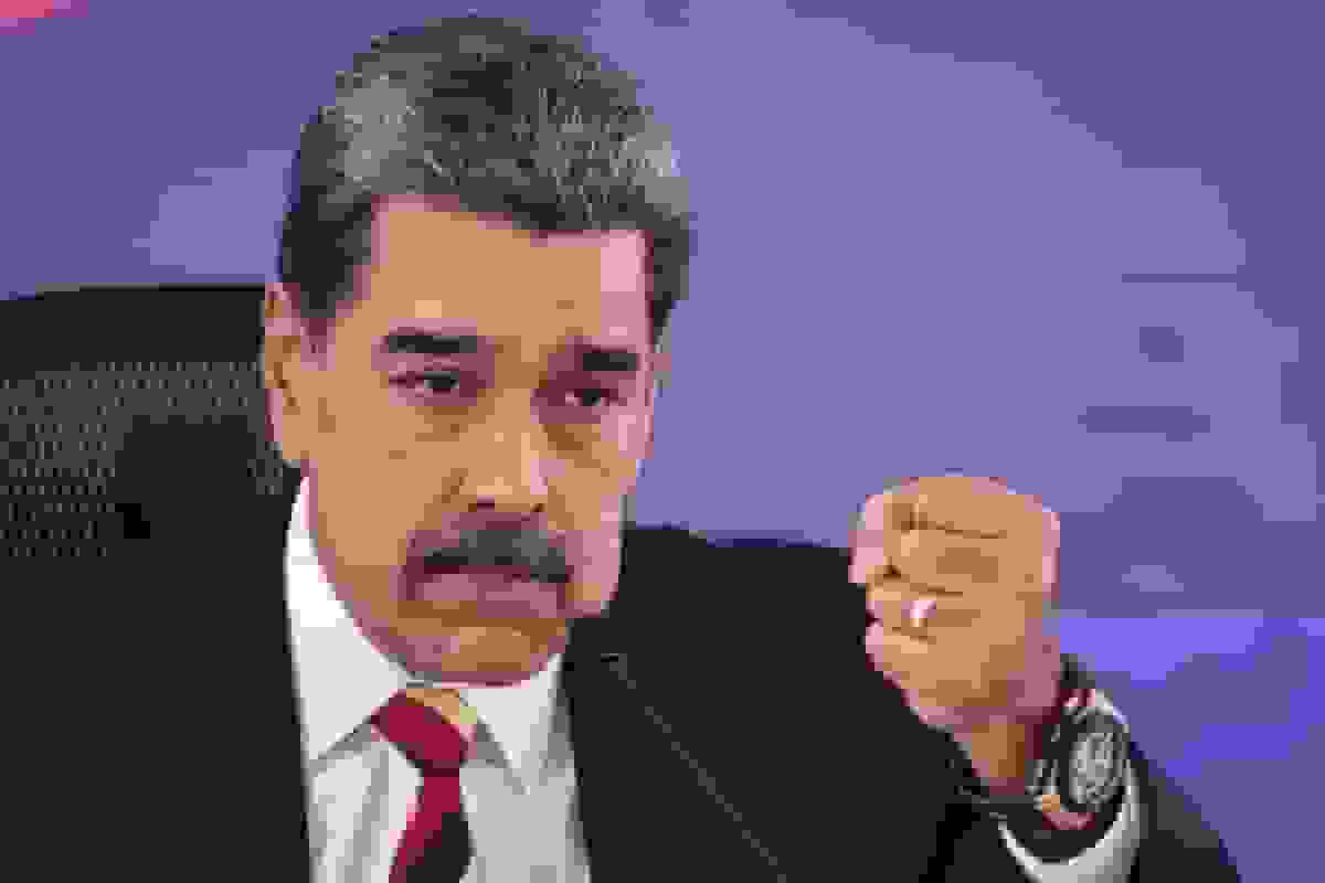 مادورو: آمریکا قصد دزدیدن بزرگترین ذخایر نفت جهان از ونزوئلا را دارد