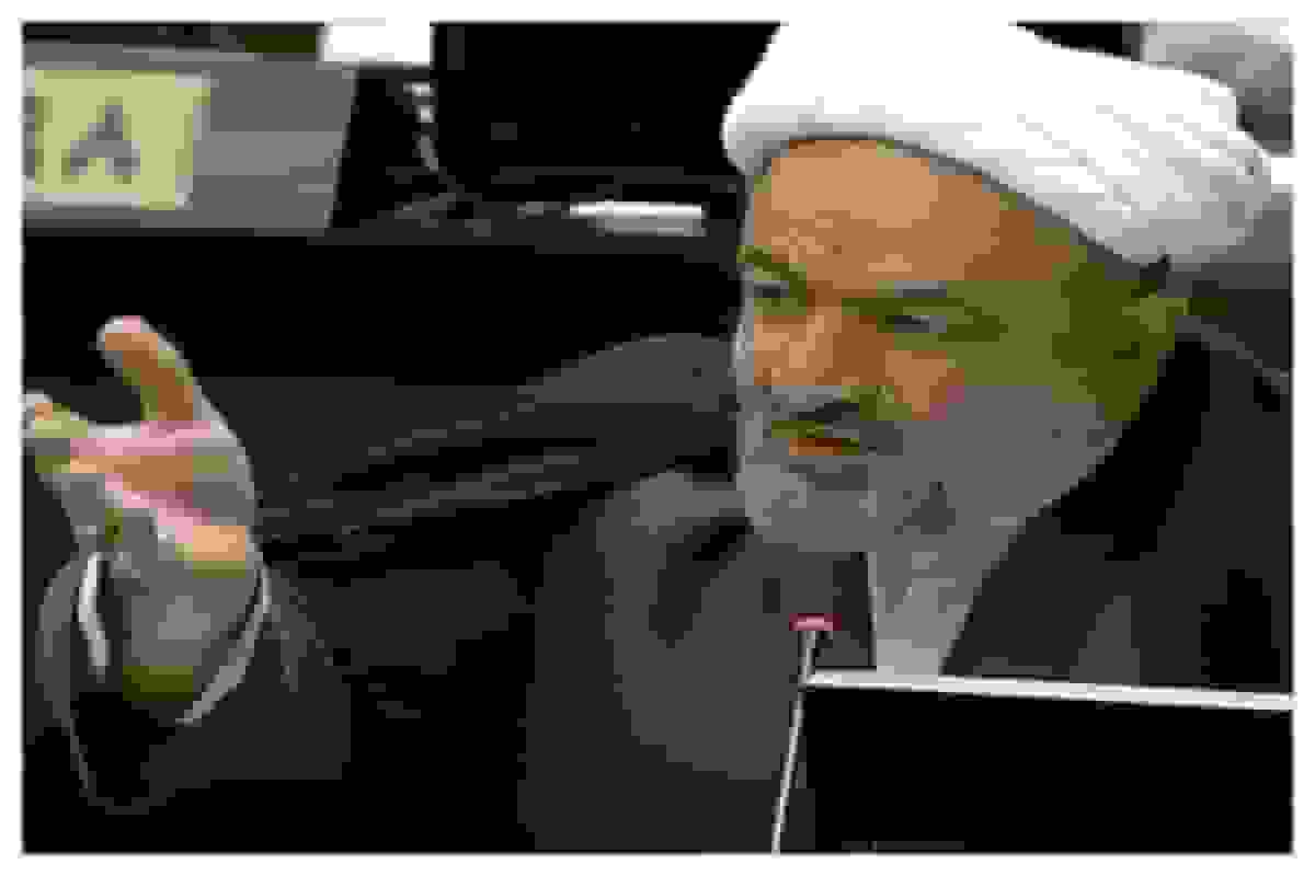 رسایی: فرزند عارف تابعیت آلمان دارد و جایگاه وی غیرقانونی است